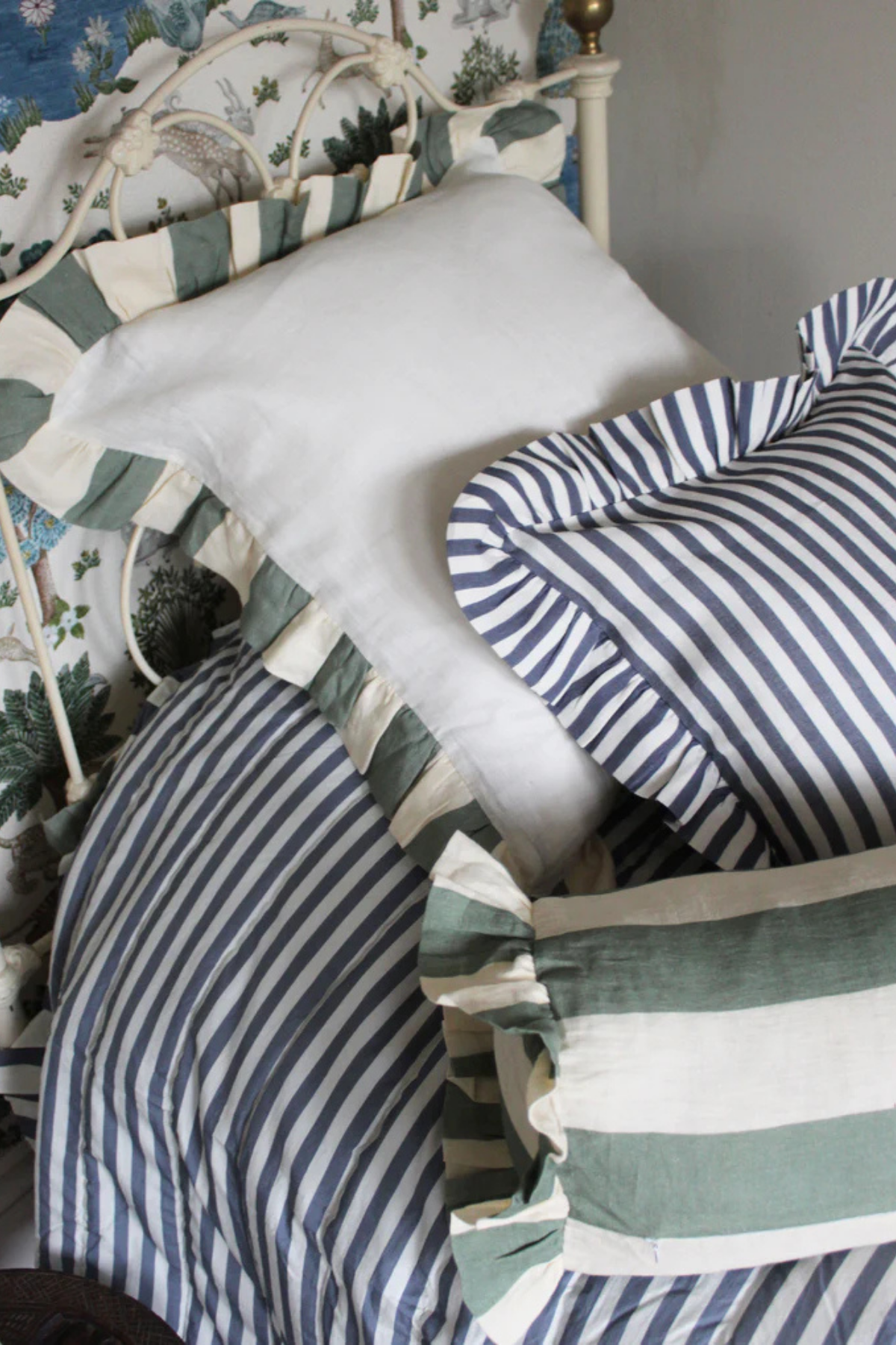 COMING SOON - Amuse La Bouche Folkstone Quilt